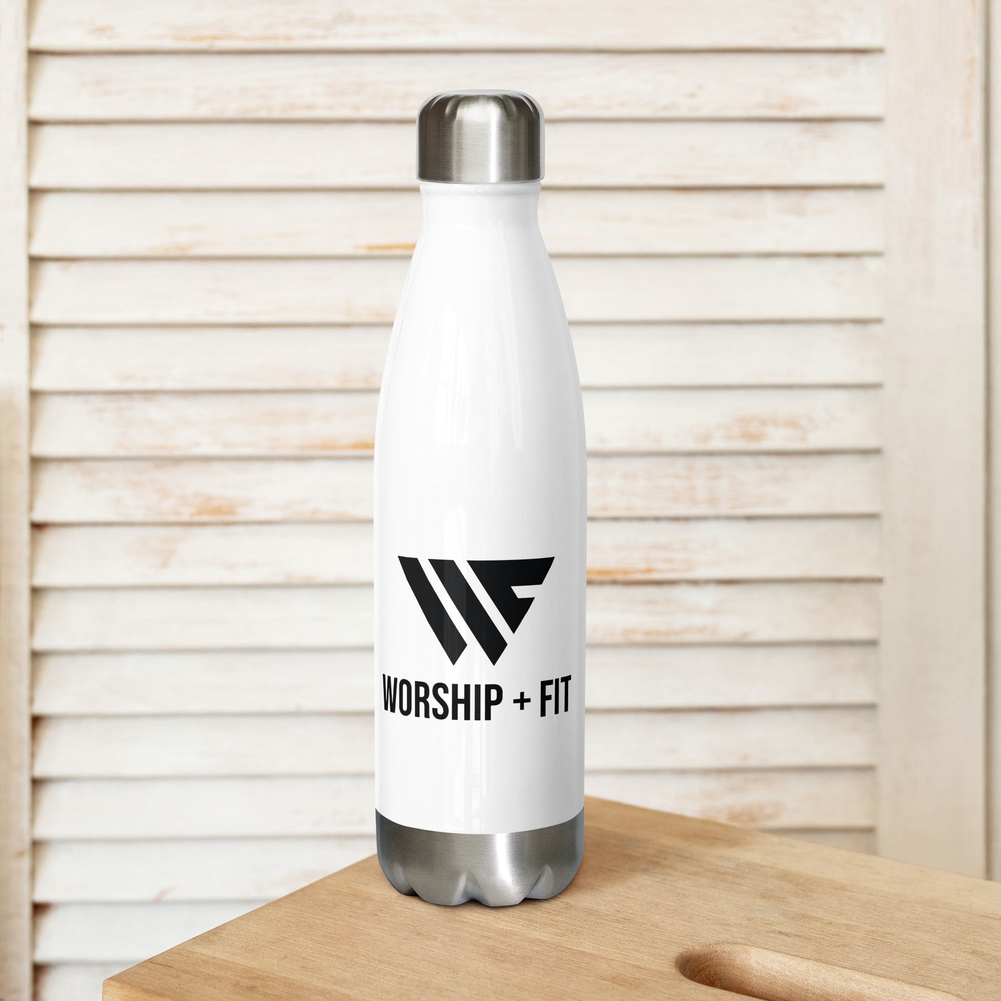 Stainless steel water bottle